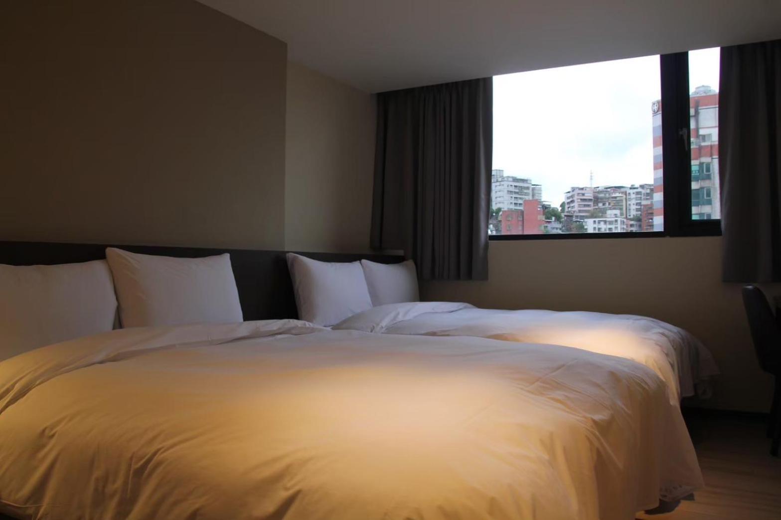 Dahua Hotel Csilung Kültér fotó